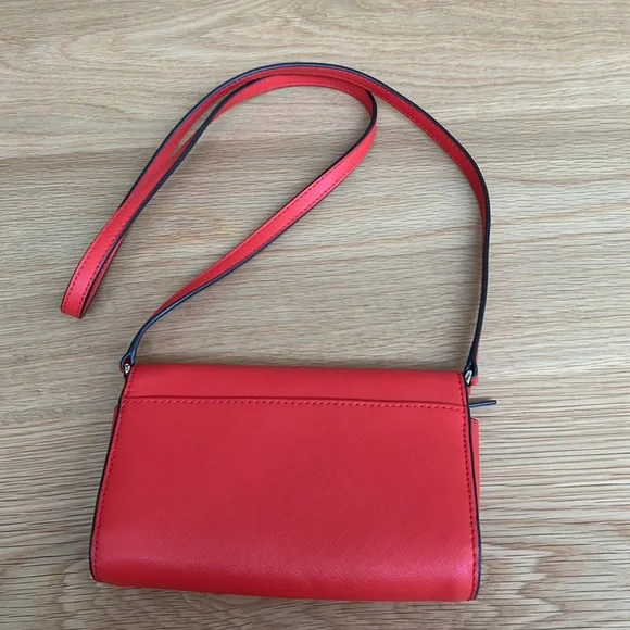Kate Spade small clutch with strap - Picture 3 of 11